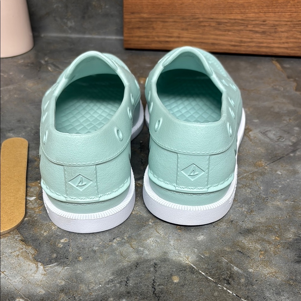 Sperry Float Boat Shoe - Picture 3 of 5
